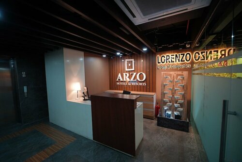 Arzo Hotel Premier