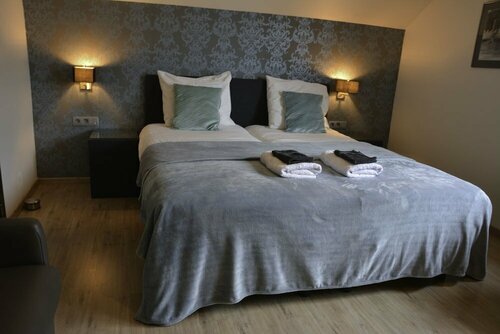 B & B Aphrodite, Забронировать Отель «постель и завтрак» Зоннебеке Westhoek