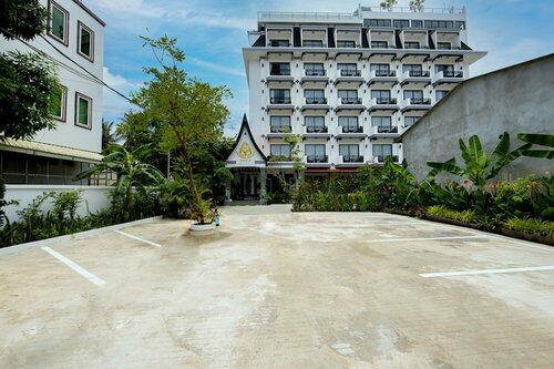 Two Seasons Siem Reap Hotel
