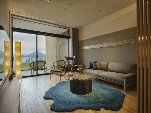 Lake Toya Tsuruga Resort HIKARINOUTA, Забронировать Курортный отель Озеро Тоя 
