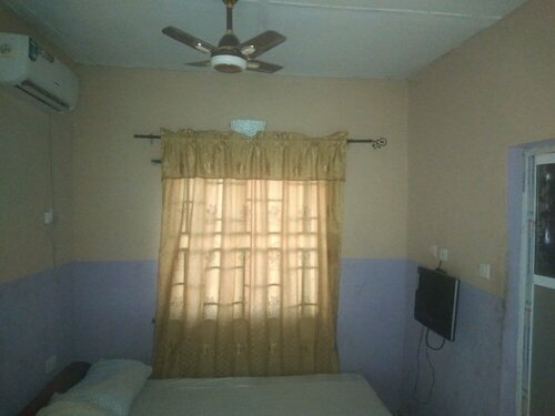 Pappy Guest House, Забронировать Гостевой дом Недорогие отели Абеокуты, недорогие