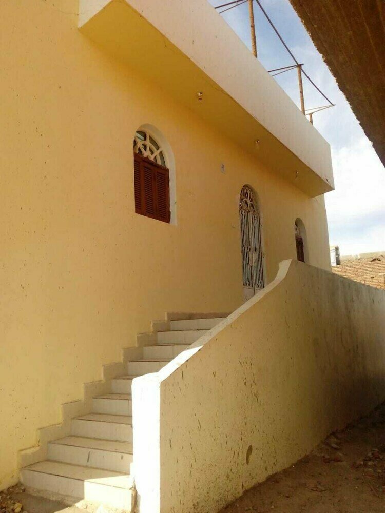 Dawy House