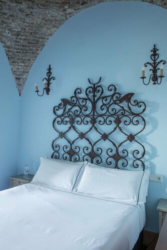 Hotel Tugasa Castillo de Castellar, Забронировать Отель Кастельяр-Де-Ла-Фронтера Los Alcornocales Natural Park