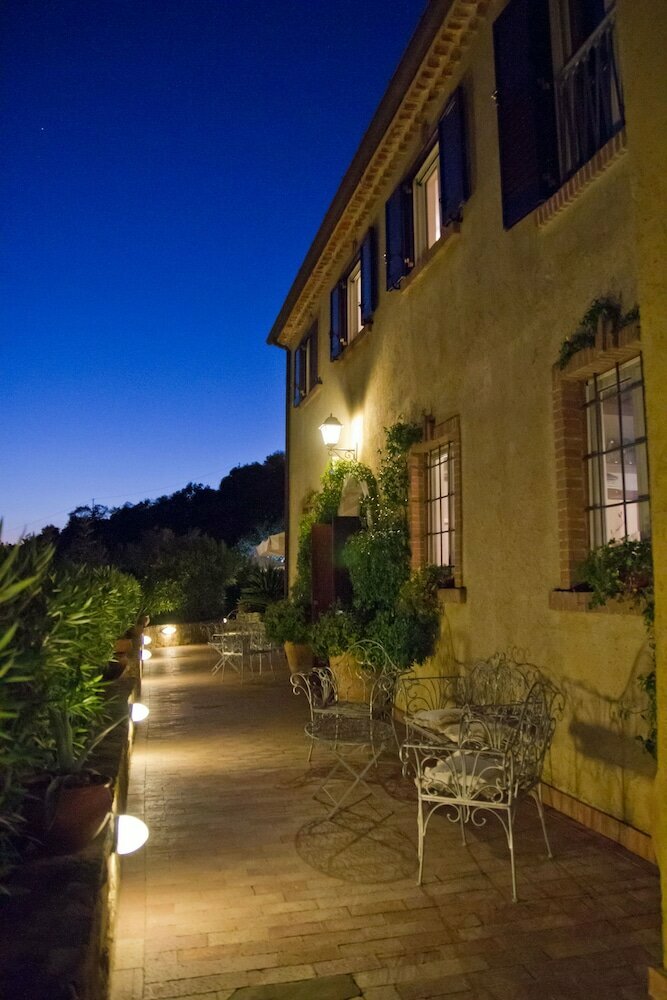 Borgo Riccio Dimora-Italian Historical