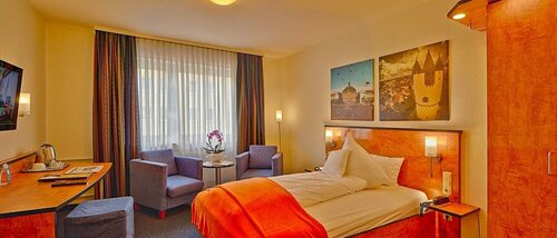 RIESENjunior, Rezervasyon Otel Hanau am Main 