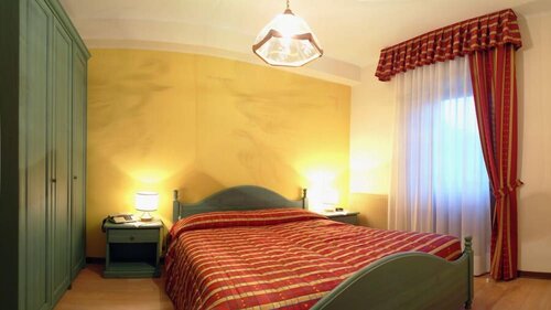 Hotel Spartiacque, Забронировать Отель Отели Тарвизио с завтраком, Завтраки