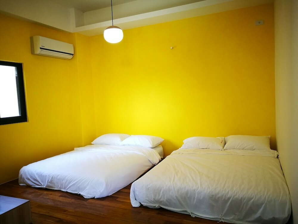 198 Red Hat B&b
