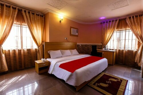 Berbera Palace Royale, Book Hotel Hoteller i Abuja med parkering, Parkering