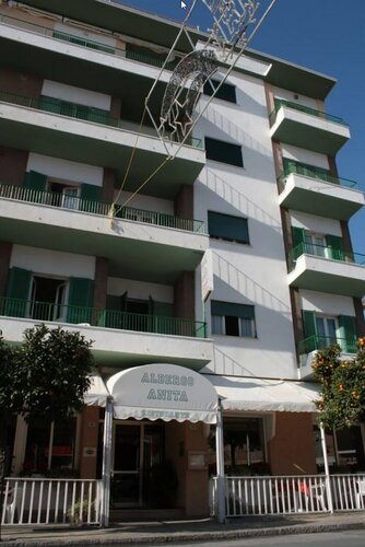 Albergo Anita, Забронировать Отель Отели Ривьера-делле-Пальме с парковкой, Парковка