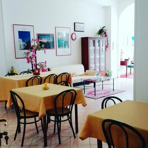 B&B Li Pusciai, Book Bed and Breakfast Hoteller i Minervino di Lecce med morgenmad, Morgenmad