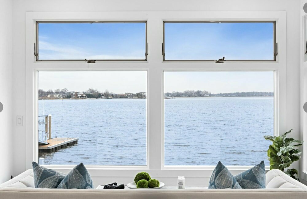 Monmouth Beach 4BR Villa on the Water