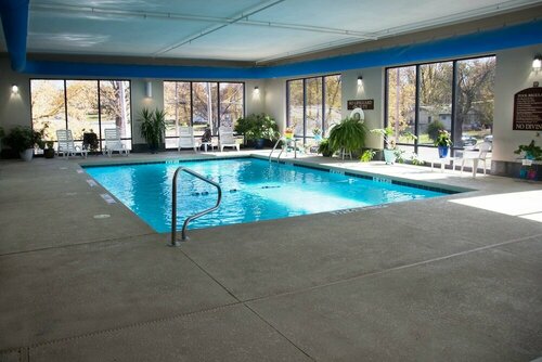 Crossroads Inn And Suites, Rezervați Hotel Salem Ozark