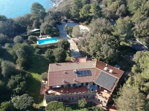 Talamoni B&B, Забронировать Отель «постель и завтрак» Отели Таламоне с парковкой, Парковка