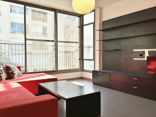 Hilton Beach Stunning Designer 2BR APT, Забронировать Апартаменты/квартира Отели Тель-Авива с парковкой, рядом с Пляж Мецицим, Парковка