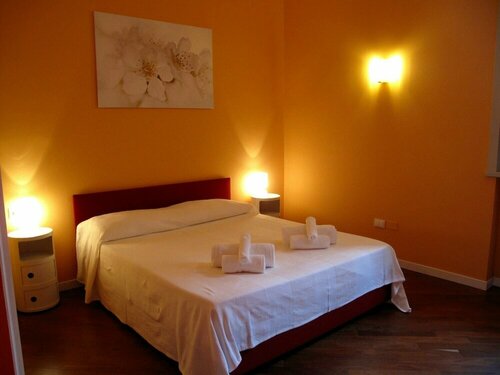 B&B Elio's Place, Đặt Nhà nghỉ có bữa sáng Seveso 