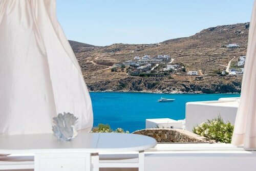 Luxury Sea View Apartment w shared pool