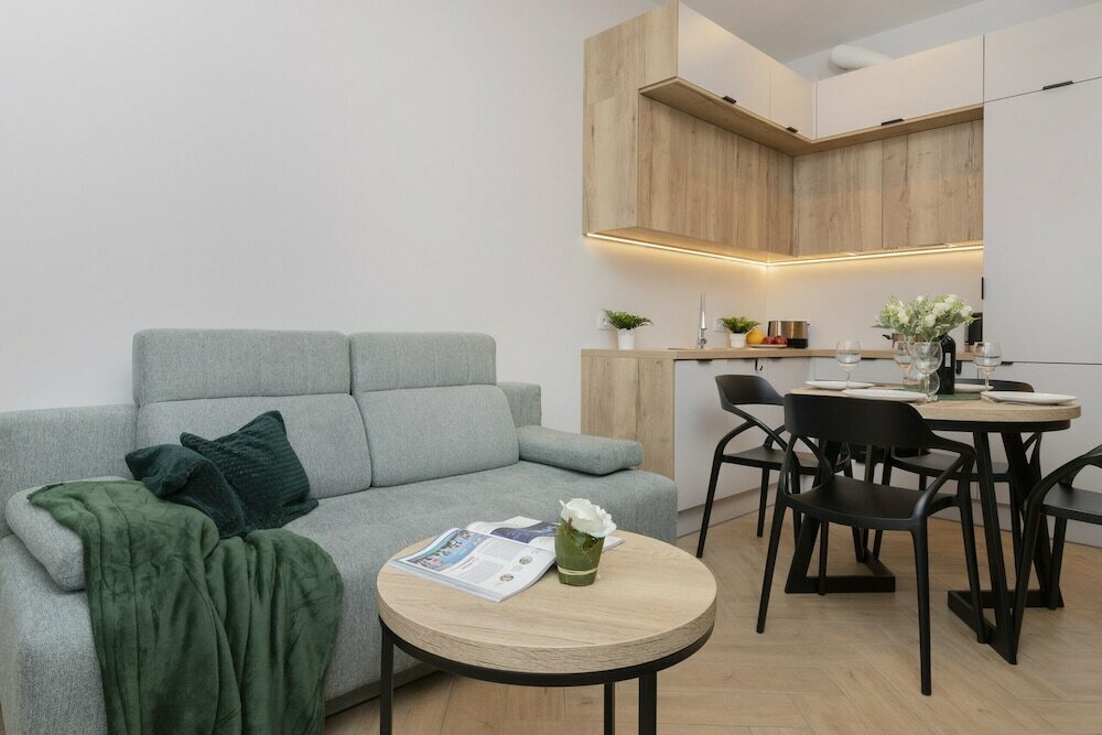 Apartments Warsaw Krochmalna by Renters