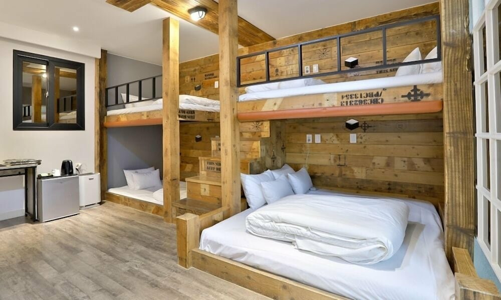 Hotel Yeogieutte Dongdaegu