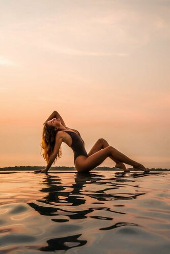 Grün Uluwatu, Rezerwuj Willa Hotele w Bali z basenem, Basen