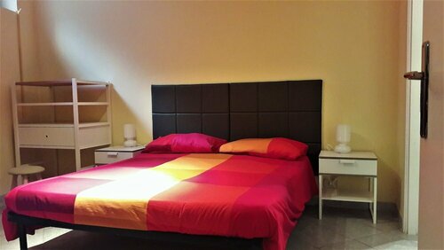Zaira Flat in Gregorio VII - 1 bedroom Studio flat, Забронировать Отель Рим Лацио, рядом с Больница «Сан-Карло-ди-Нанси»