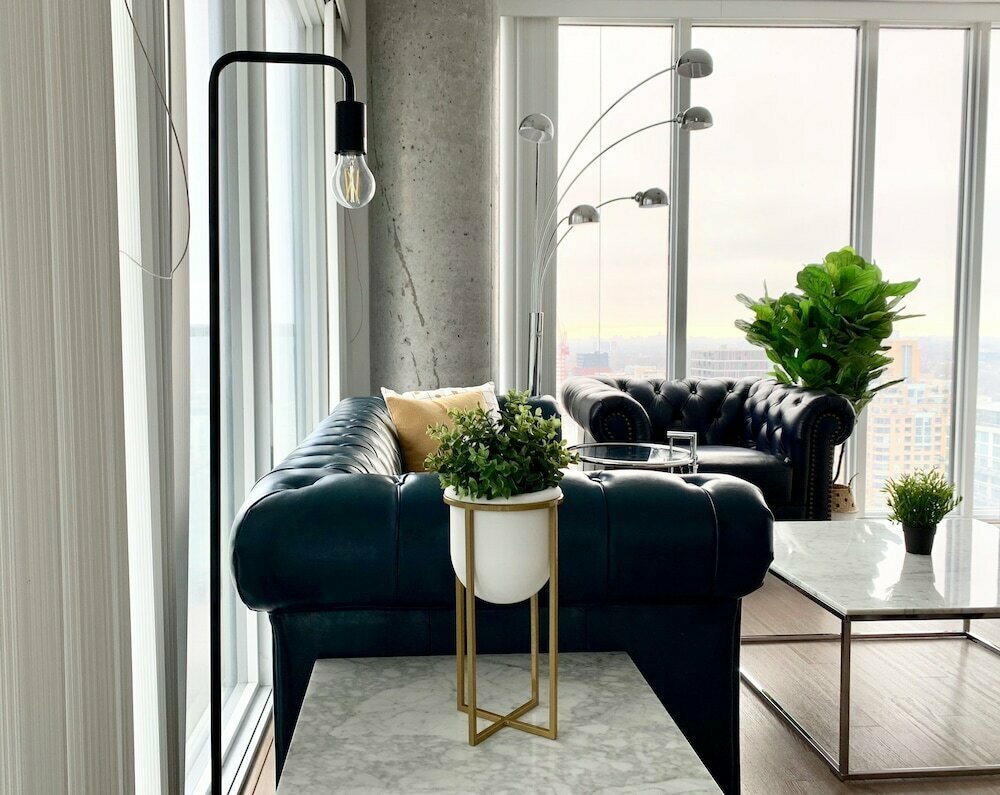 Luxury 2Bed 2Bath Corner Condo