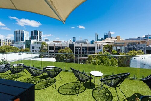Charming Apartment With Stunning Rooftop, Забронировать Апартаменты/квартира Апартаменты Перта, рядом с The Perth Mint, Апартаменты/квартира