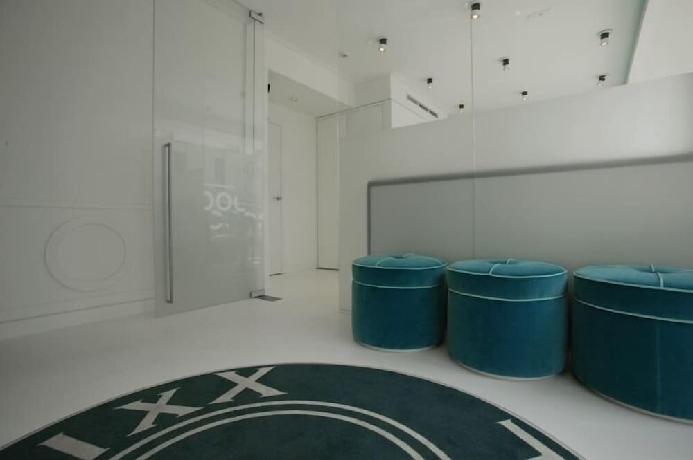 VixX Suites