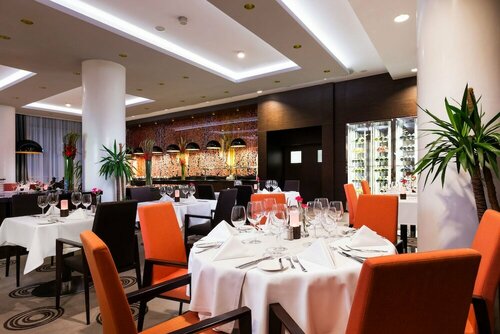 Double Tree by Hilton Lodz, Reservar Hotel Hotéis SPA em Lodz, SPA