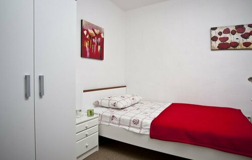Holiday home Ingrid, Забронировать Дом для отпуска Округ-Горнджи Ciovo Island