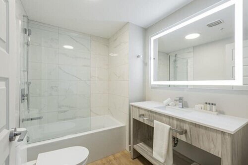 Werfy Luxury Apart-Hotel, Book Hotel Hoteller i Montreal med parkering, Parkering