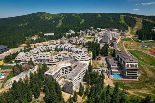 Family Hotel Angella, Забронировать Отель Отели Центральной Сербии с парковкой, Парковка