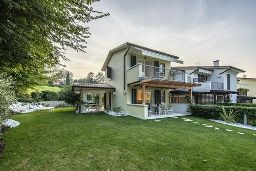 Italia Living Villa, Забронировать Вилла Виллы Valtenesi del Garda, Вилла