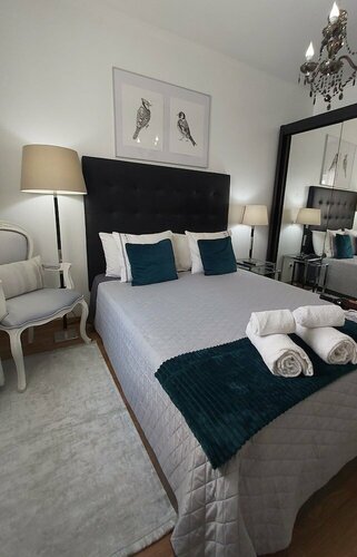 José & Ester House, Book Bed and Breakfast Hoteller i Lisbon Region med pool, Swimmingpool