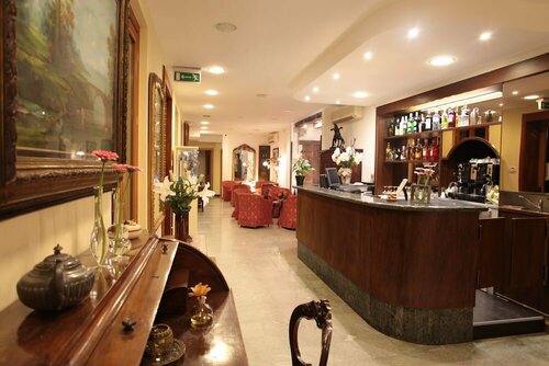 Hotel Meridiana, Забронировать Бутик-отель Отели в центре Беллано с завтраком, отели в центре Беллано с завтраком