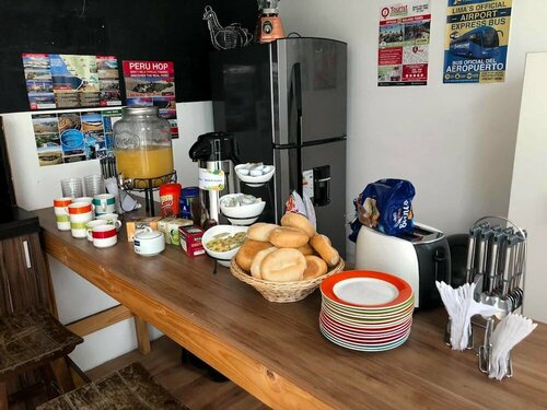Andes Backpackers, Забронировать Отель Отели Лимы с парковкой, рядом с Пляж Вайкики, Парковка