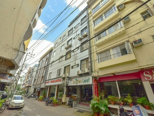 Hotel Golden Leaf, Забронировать Отель Отели Эклингджи с парковкой, Парковка