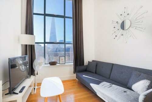 Shard View Apartments, Забронировать Апартаменты/квартира Отели Большого Лондона с парковкой, Парковка