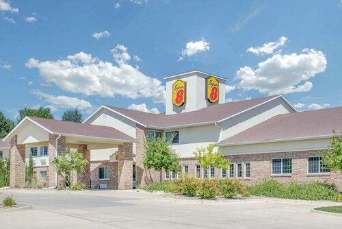 Super 8 by Wyndham Cedar Falls, Prenota Hotel Cedar Falls Iowa