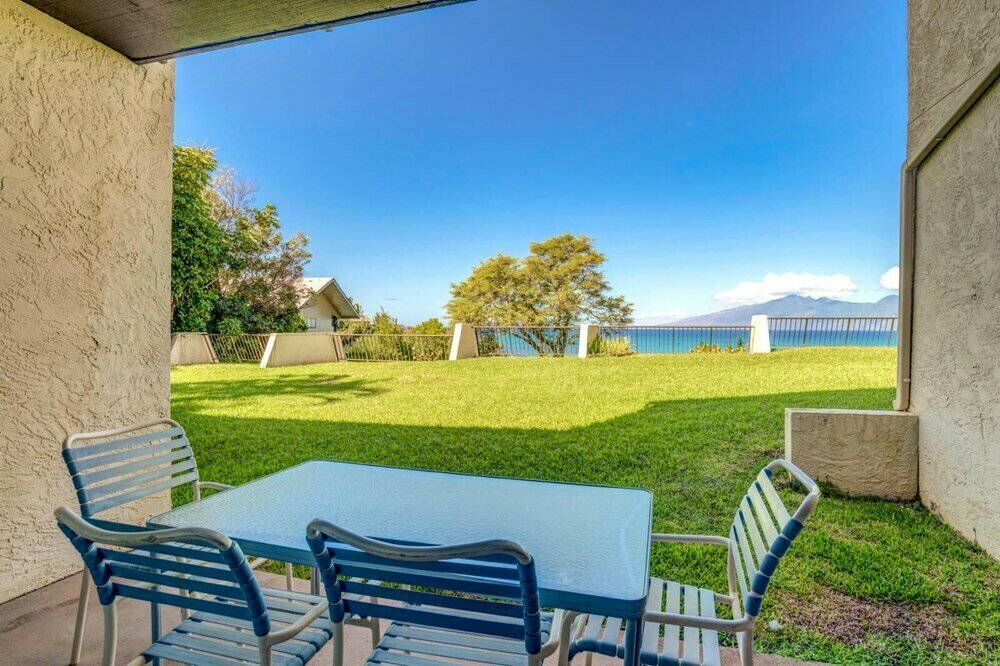 K B M Resorts- NAP-C42 Gorgeous 2Bd, ocean view, easy access to parking, pool and beach