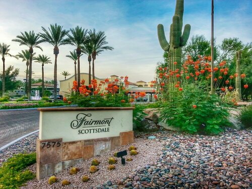 Privado Villas at the Fairmont Scottsdale Princess, Забронировать Отель Скотсдейл Phoenix Metropolitan Area, рядом с Музей автогонок Penske