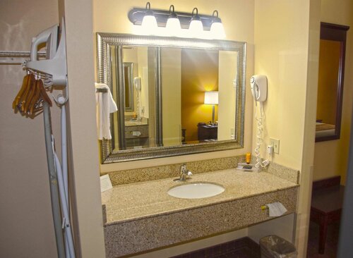 Americas Best Value Inn St. Robert, Book Hotel Missouri USA