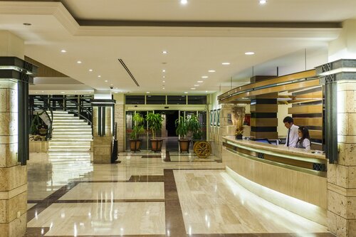 Polat Thermal Hotel, Забронировать Отель Отели Денизли с бассейном, Бассейн
