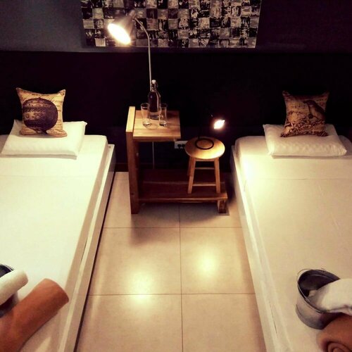 Adventourist Inn Coron, Varaa Hotelli Coron Town Proper 