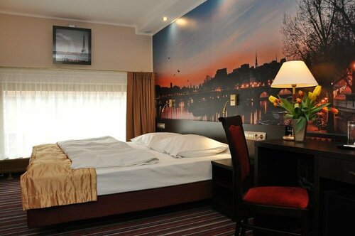 Hotel Atrium, Забронировать Отель Отели Новы-Томысли с завтраком, Завтраки