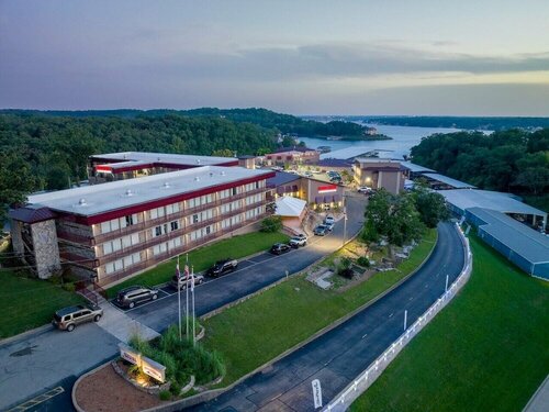 The Resort at Lake of the Ozarks, Забронировать Курортный отель Озеро Озаркс Lake of the Ozarks