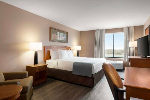 Wingate by Wyndham Bentonville, Забронировать Отель Бентонвилл Northwest Arkansas