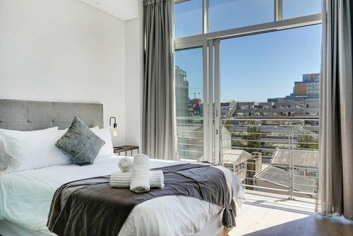Panoramic Sentinel Apartment 707, Забронировать Апартаменты/квартира Отели Кейптауна с парковкой, Парковка