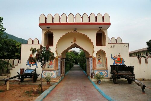 Pushkar Heritage, Забронировать Отель Отели Пушкар с парковкой, рядом с Pushkar Lake, Парковка