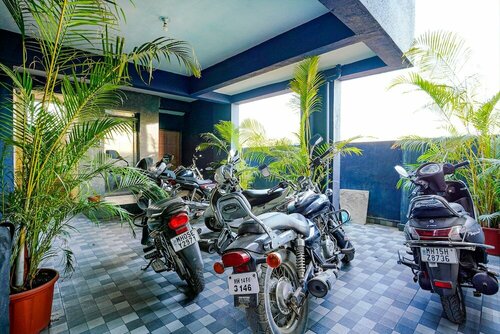 SPOT ON Hotel Deluxe, Забронировать Отель Отели Хинджавади 3 звезды, 3*