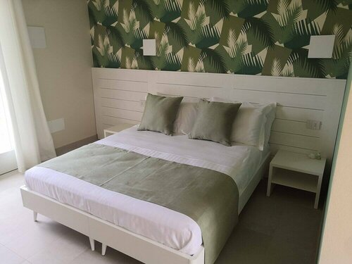 Stile libero b&b, Забронировать Отель «постель и завтрак» Отели Лакона с парковкой, Парковка